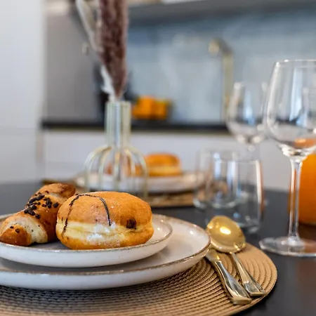 Luxury Modern North One *