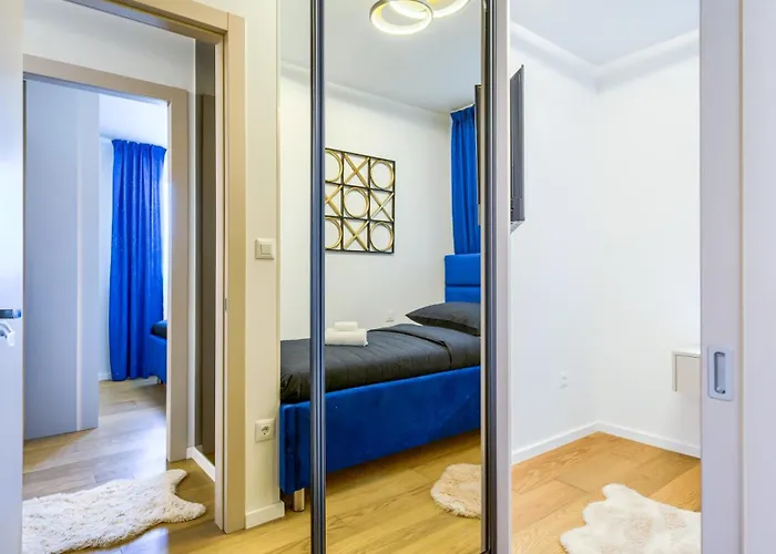 Luxury Modern North One Split