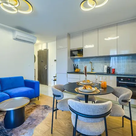 Luxury Modern North One Σπλιτ